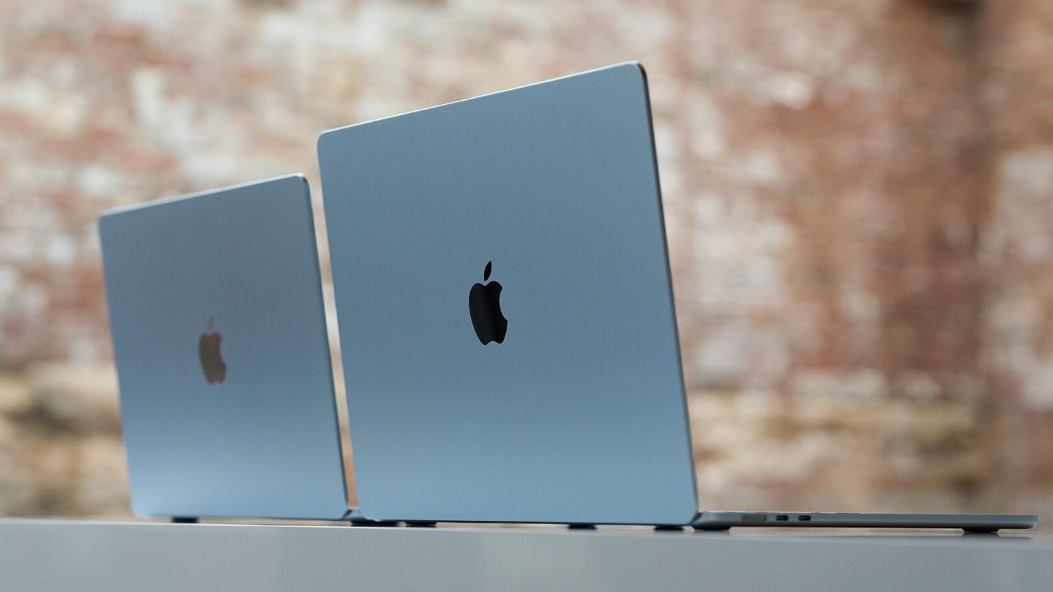 MacBook M4 celeste