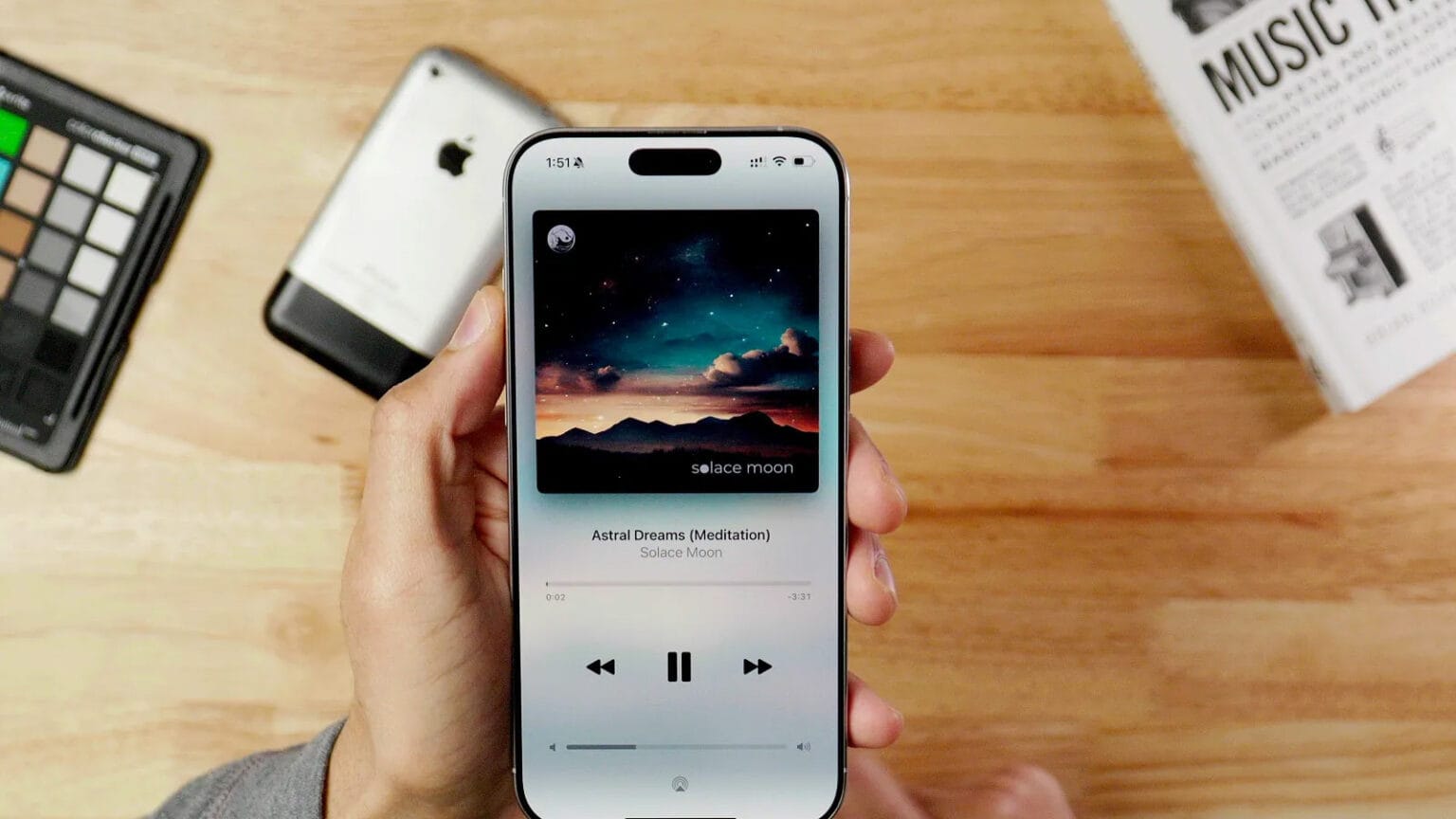 Vista del Centro di Controllo aggiornato in iOS 18.4 con nuove funzionalità