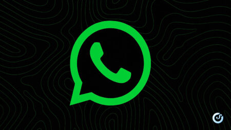 Logo WhatsApp verde su sfondo nero con linee topografiche