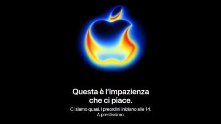 facciata Apple Store con insegna chiusa per preordini iPhone 17