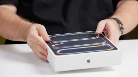 Unboxing iPad Pro M5