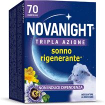 ⭕️Novanight Tripla Azione Melatonina per Dormire, Integratori per Dormire, Disturbi del Sonno - Senza Glutine, con Melatonina, Escolzia, Passiflora, Melissa. Non Induce Dipendenza (70 Compresse)